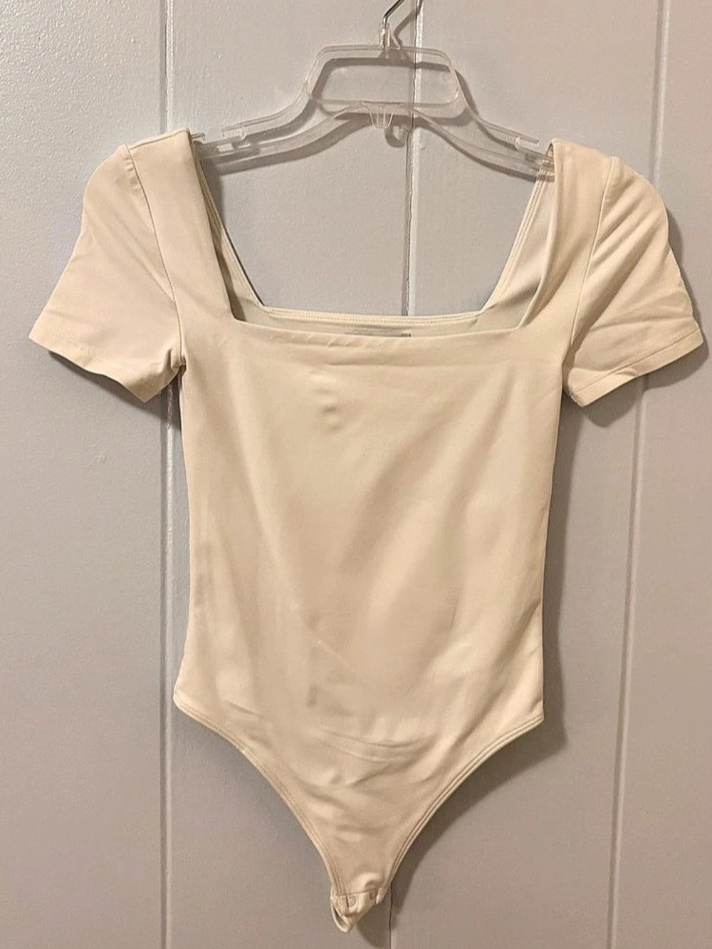 Babaton Contour Squareneck Shortsleeve Bodysuit Cream XS
